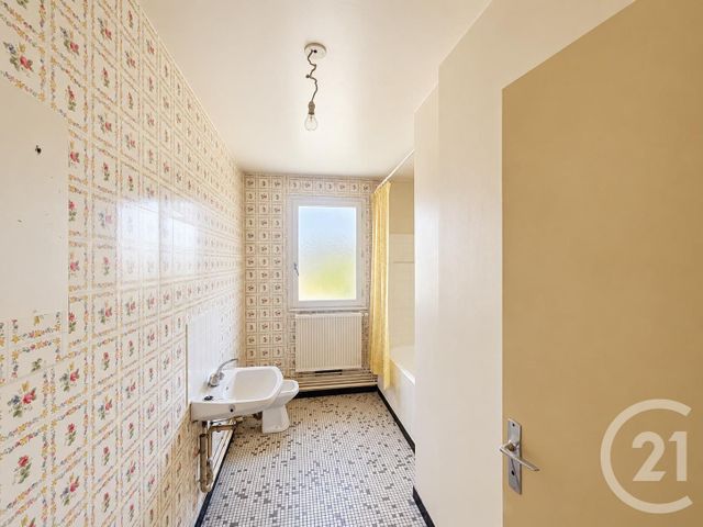 Appartement F2 bis &agrave; vendre - 4 pi&egrave;ces - 67,14 m2 - Chartres - 28 - CENTRE