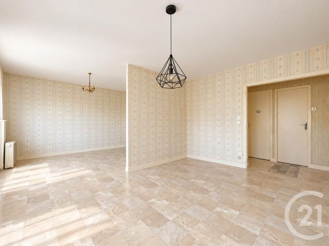 Appartement F2 bis &agrave; vendre - 4 pi&egrave;ces - 67,14 m2 - Chartres - 28 - CENTRE