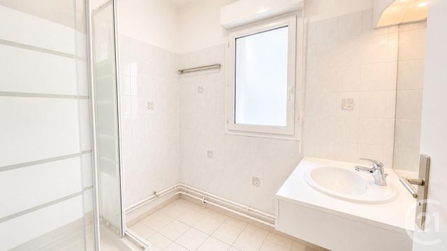 Appartement F3 &agrave; vendre - 3 pi&egrave;ces - 60,52 m2 - Chartres - 28 - CENTRE
