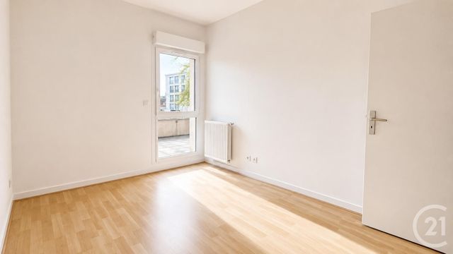 Appartement F3 &agrave; vendre - 3 pi&egrave;ces - 60,52 m2 - Chartres - 28 - CENTRE