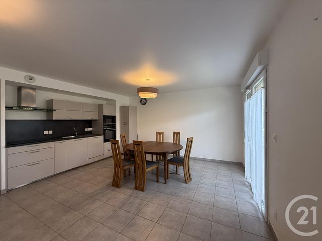Maison &agrave; louer - 4 pi&egrave;ces - 95,51 m2 - Chartres - 28 - CENTRE