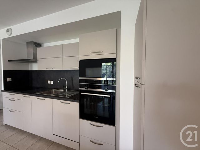 Maison &agrave; louer - 4 pi&egrave;ces - 95,51 m2 - Chartres - 28 - CENTRE