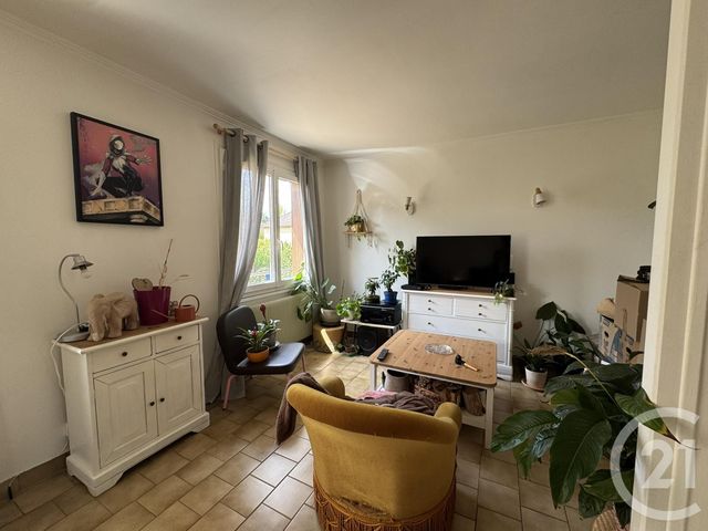 Maison &agrave; louer - 3 pi&egrave;ces - 66,59 m2 - Luisant - 28 - CENTRE