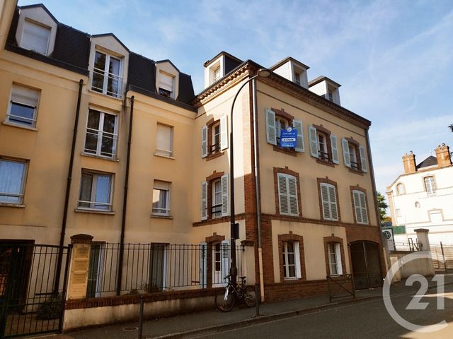 Appartement T4 &agrave; louer - 4 pi&egrave;ces - 111,50 m2 - Chartres - 28 - CENTRE