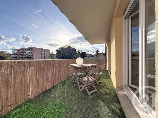 Appartement T4 &agrave; louer - 4 pi&egrave;ces - 111,50 m2 - Chartres - 28 - CENTRE