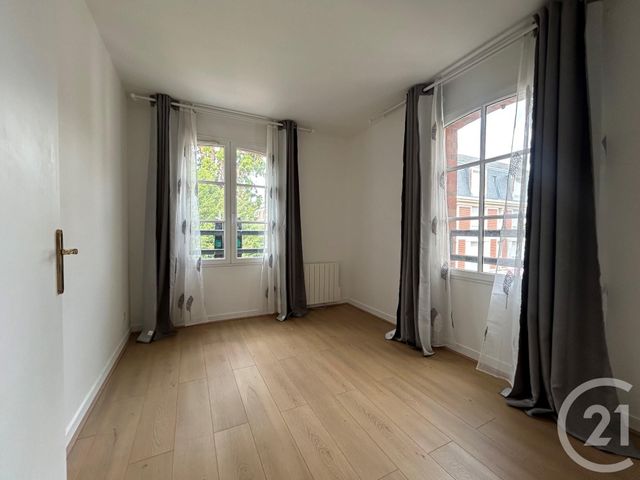 Appartement T4 &agrave; louer - 4 pi&egrave;ces - 111,50 m2 - Chartres - 28 - CENTRE