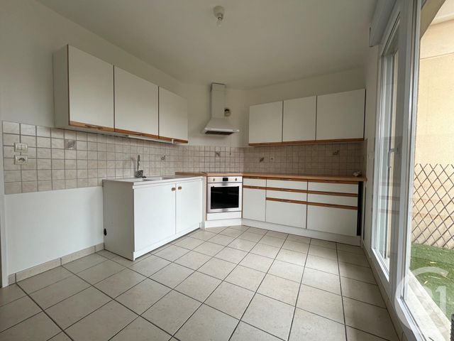 Appartement T4 &agrave; louer - 4 pi&egrave;ces - 111,50 m2 - Chartres - 28 - CENTRE