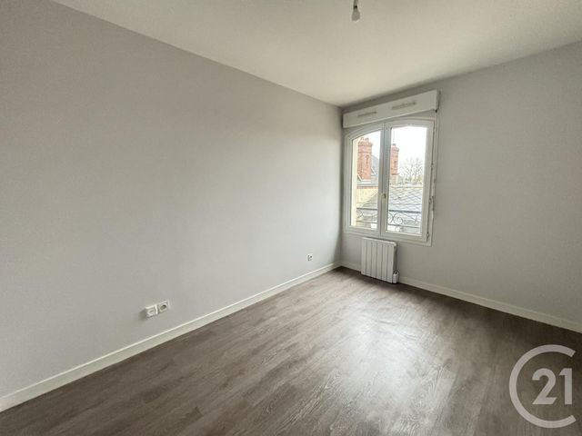 Appartement F2 &agrave; louer - 2 pi&egrave;ces - 35,46 m2 - Chartres - 28 - CENTRE