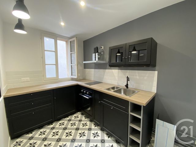 Appartement F2 &agrave; louer - 2 pi&egrave;ces - 51,03 m2 - Chartres - 28 - CENTRE