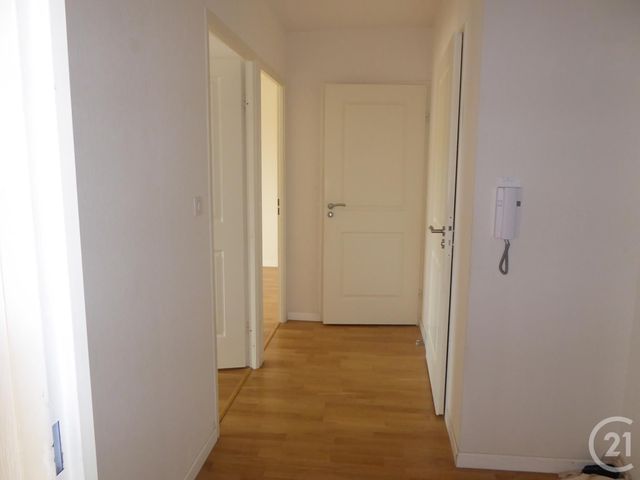 Appartement F3 &agrave; louer - 3 pi&egrave;ces - 62,86 m2 - Chartres - 28 - CENTRE