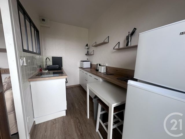 Appartement Studio &agrave; louer - 1 pi&egrave;ce - 29,42 m2 - Chartres - 28 - CENTRE