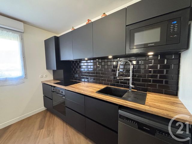 Appartement F3 &agrave; louer - 3 pi&egrave;ces - 78,52 m2 - Luisant - 28 - CENTRE
