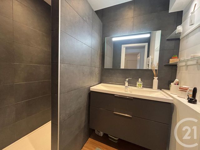 Appartement F3 &agrave; louer - 3 pi&egrave;ces - 78,52 m2 - Luisant - 28 - CENTRE