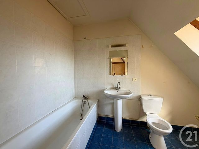 Maison &agrave; louer - 5 pi&egrave;ces - 87,43 m2 - Thivars - 28 - CENTRE