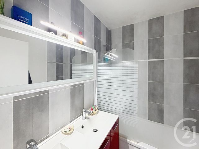 Appartement F3 &agrave; vendre - 3 pi&egrave;ces - 65 m2 - Chartres - 28 - CENTRE