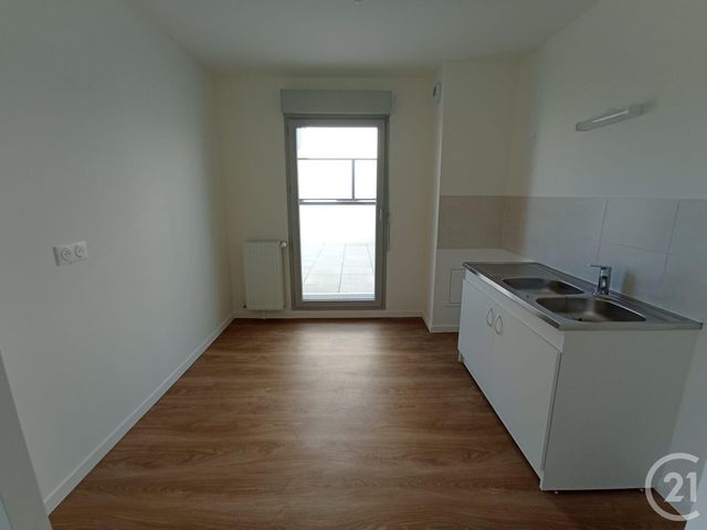 Appartement F4 &agrave; vendre - 4 pi&egrave;ces - 85,60 m2 - Chartres - 28 - CENTRE