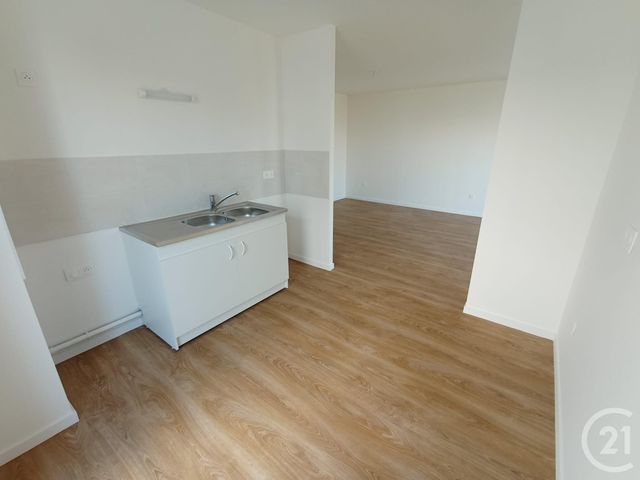 Appartement F4 &agrave; vendre - 4 pi&egrave;ces - 85,60 m2 - Chartres - 28 - CENTRE