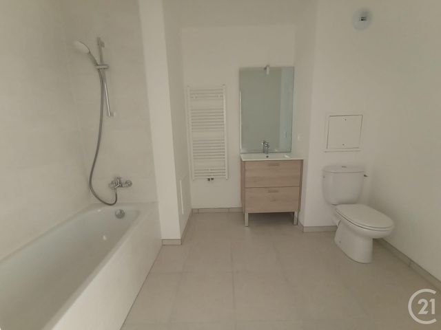 Appartement F4 &agrave; vendre - 4 pi&egrave;ces - 85,60 m2 - Chartres - 28 - CENTRE