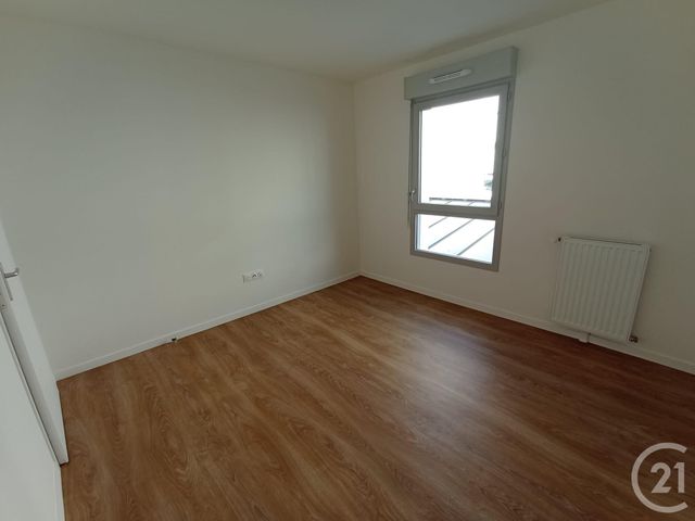 Appartement F4 &agrave; vendre - 4 pi&egrave;ces - 85,60 m2 - Chartres - 28 - CENTRE