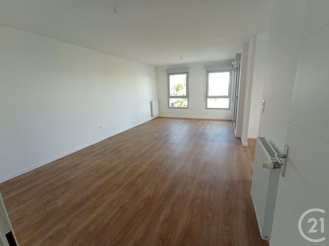Appartement F4 &agrave; vendre - 4 pi&egrave;ces - 85,60 m2 - Chartres - 28 - CENTRE