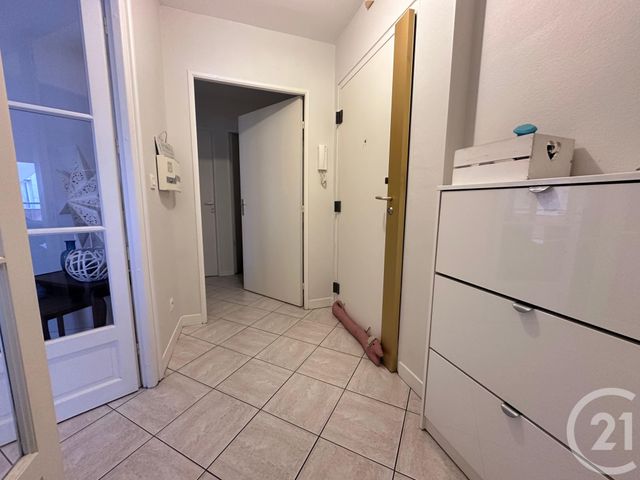 Appartement F3 &agrave; louer - 3 pi&egrave;ces - 59,76 m2 - Chartres - 28 - CENTRE