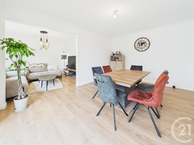 Appartement F3 bis &agrave; vendre - 4 pi&egrave;ces - 77,45 m2 - Chartres - 28 - CENTRE