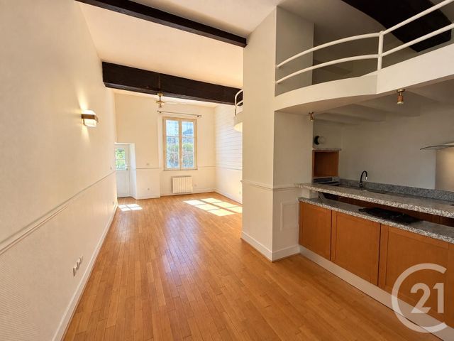 Appartement F3 &agrave; louer - 3 pi&egrave;ces - 56,92 m2 - Chartres - 28 - CENTRE