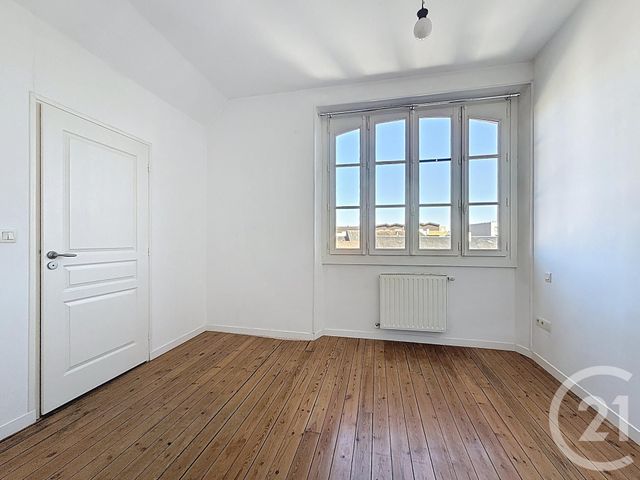 Appartement Triplex &agrave; vendre - 4 pi&egrave;ces - 103,89 m2 - Chartres - 28 - CENTRE